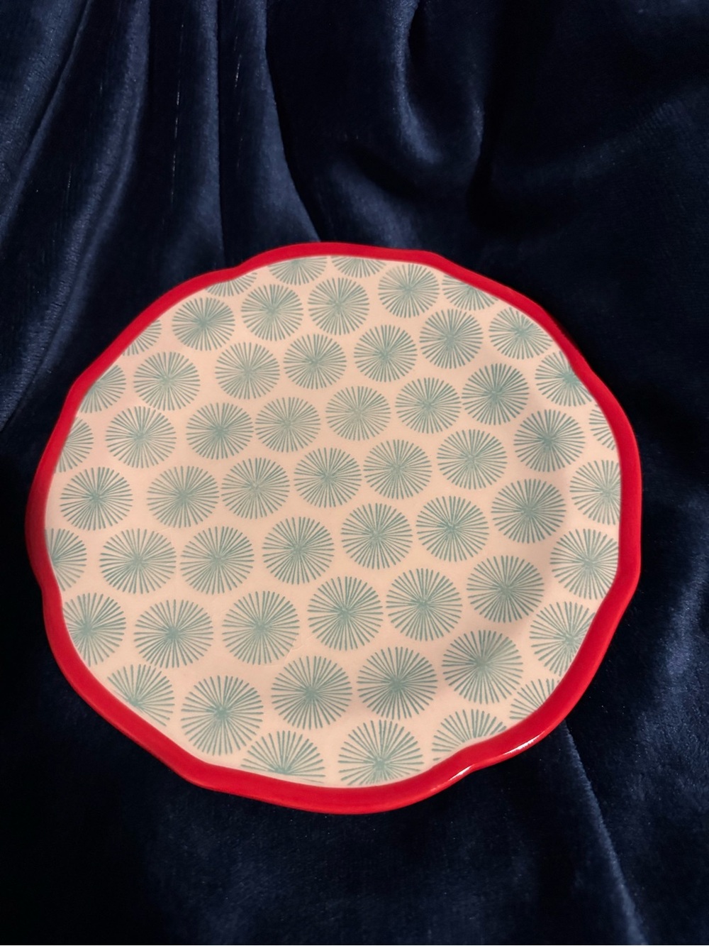 The Pioneer Woman Cream Salad Plate w/ Red Edge new